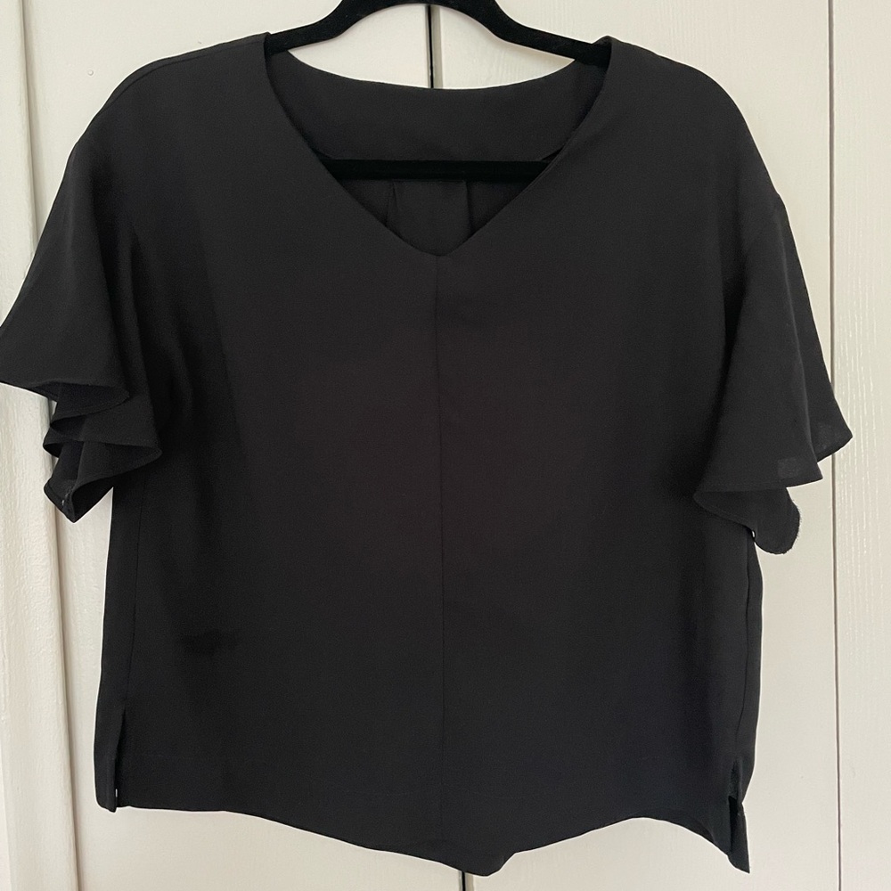 GU Flowy Black Blouse